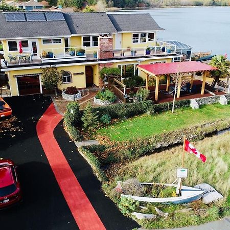 Birds Of A Feather Victoria Oceanfront Studio Suites Colwood Eksteriør billede